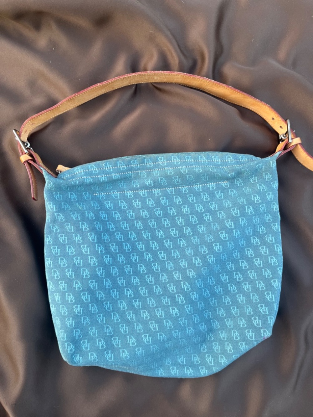 Dooney & Bourke denim purse - Picture 5 of 5